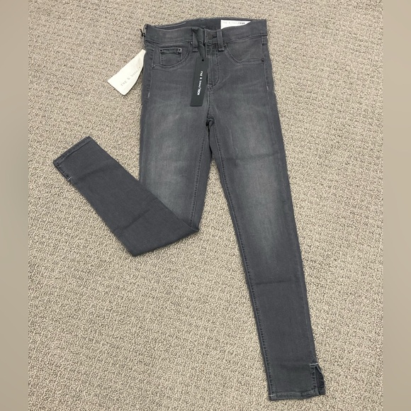 RAG & BONE 10 Inch Capri Jean With Slit size 24 NWT - Picture 3 of 9